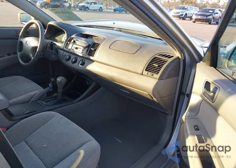 2003 Toyota Camry Le from USA, damaged, VIN 4T1BE32K13U230889